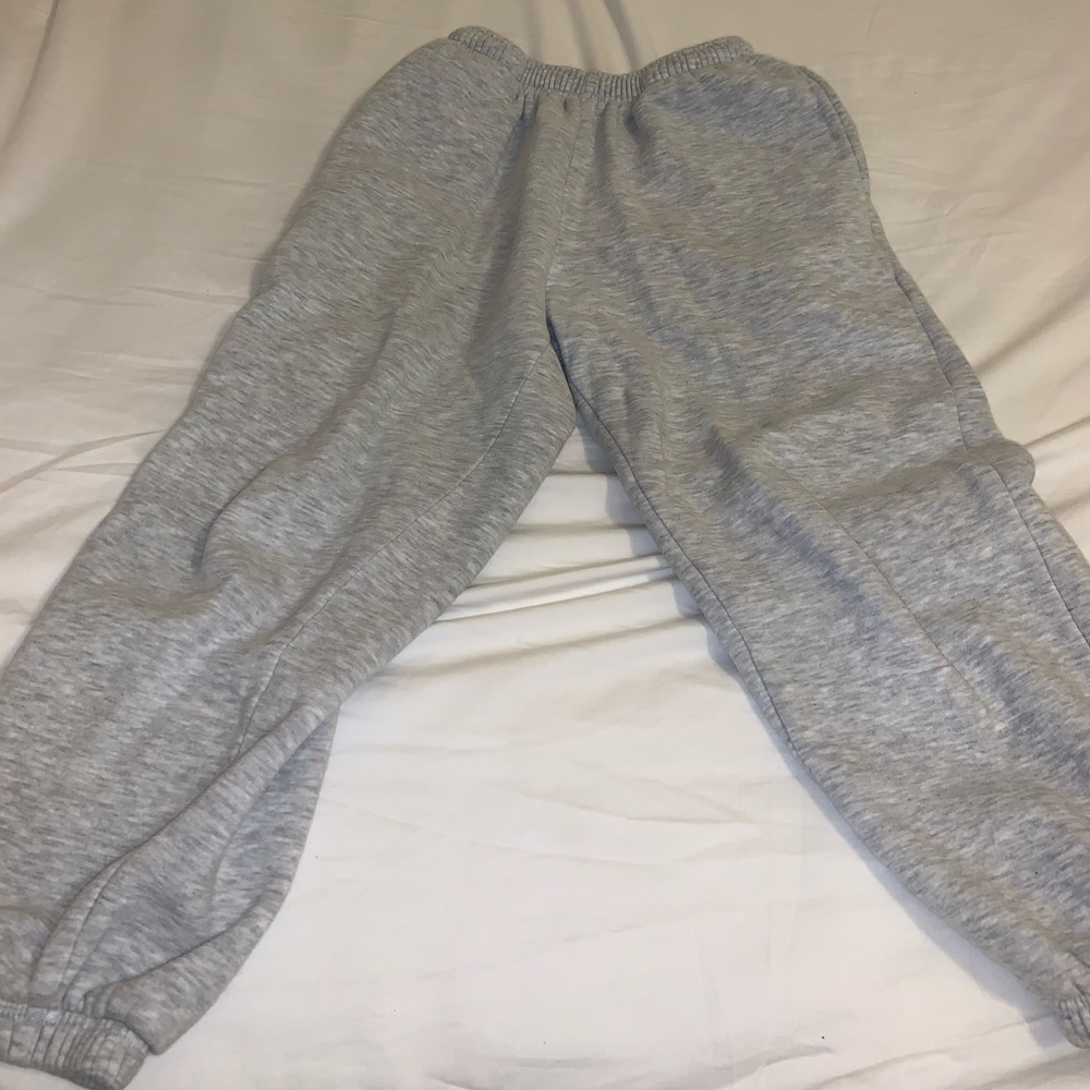 Sister seekers sweatpants